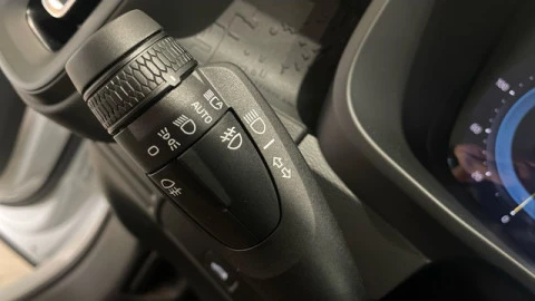 Volvo XC40 B3 G Essential Auto 120 kW (163 CV)