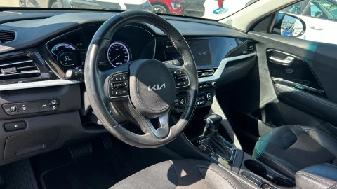Kia Niro 1.6 GDi HEV 104kW (141CV) Drive
