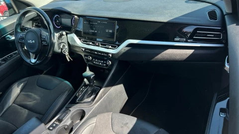 Kia Niro 1.6 GDi HEV 104kW (141CV) Drive