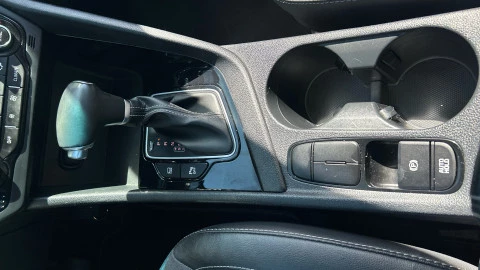 Kia Niro 1.6 GDi HEV 104kW (141CV) Drive