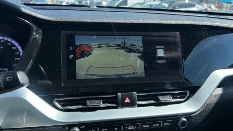 Kia Niro 1.6 GDi HEV 104kW (141CV) Drive