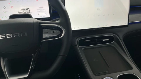 EBRO S800 1.6 TGDI Premium 7 DCT