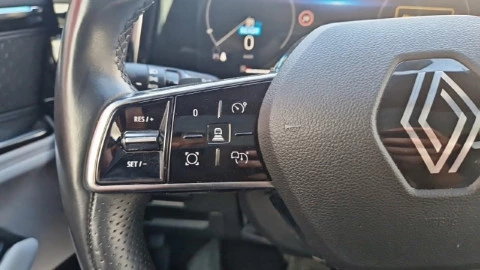 Renault Espace Iconic E-Tech full hybrid 146kW