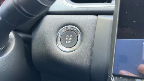 Renault Captur  TECHNO E-TECH 1.8 117KW