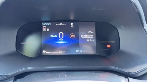 Renault Captur  TECHNO E-TECH 1.8 117KW