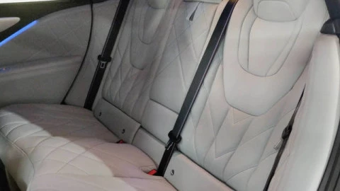 BMW XM XM 50e 350 kW (476 CV)