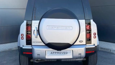 Land Rover Defender 3.0 D200 SE 90 Auto 4WD MHEV