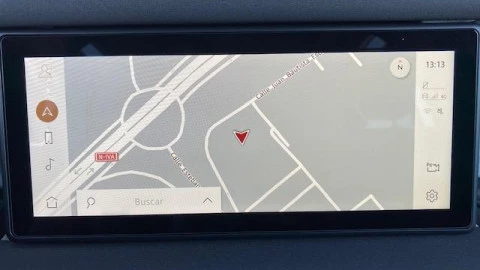 Land Rover Defender 3.0 D200 SE 90 Auto 4WD MHEV