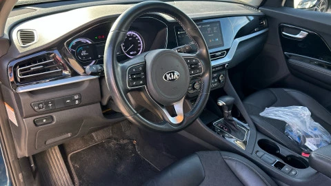 Kia Niro 1.6 GDi HEV 104kW (141CV) Drive