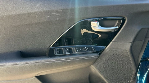 Kia Niro 1.6 GDi HEV 104kW (141CV) Drive