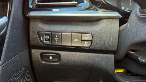 Kia Niro 1.6 GDi HEV 104kW (141CV) Drive