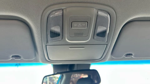 Kia Niro 1.6 GDi HEV 104kW (141CV) Drive