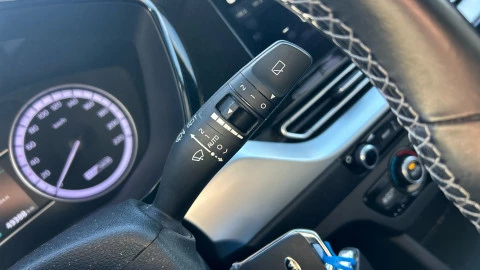 Kia Niro 1.6 GDi HEV 104kW (141CV) Drive