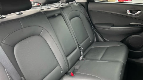 Hyundai Kona 1.6 GDI HEV Style Sky DCT