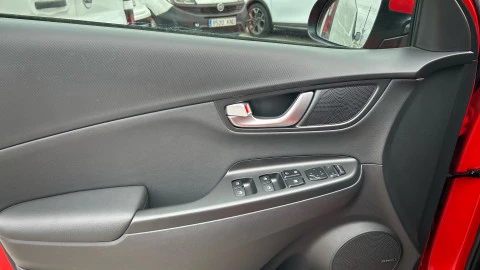 Hyundai Kona 1.6 GDI HEV Style Sky DCT