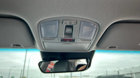 Hyundai Kona 1.6 GDI HEV Style Sky DCT