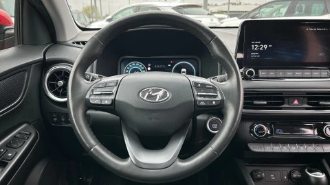 Hyundai Kona 1.6 GDI HEV Style Sky DCT