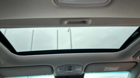 Hyundai Kona 1.6 GDI HEV Style Sky DCT