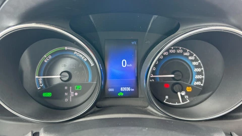 Toyota Auris 1.8 140H Hybrid Business