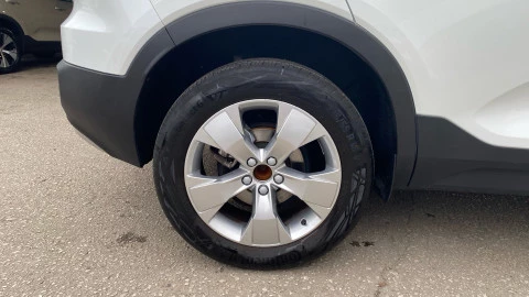 Volvo XC40 1.5 T2 Momentum Pro Auto