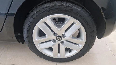 Renault Clio Evolution TCe 90 (67kw)