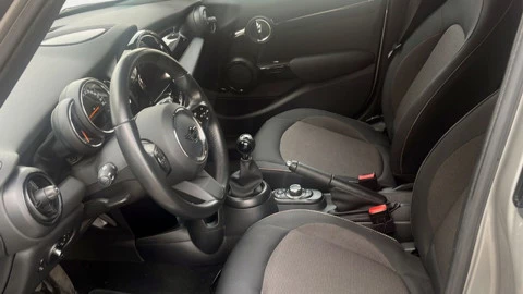 MINI COOPER 5 PUERTAS