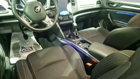 Renault Megane BERLINA CON PORTÓN 1.3 TCE ZEN 103KW 140 5P