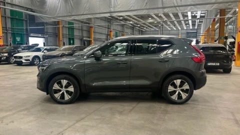 Volvo XC40 B3 G Core Auto 120 kW (163 CV)