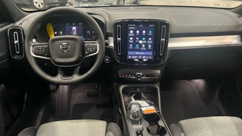 Volvo XC40 B3 G Core Auto 120 kW (163 CV)