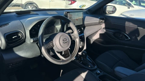 Toyota Yaris Cross 1.5 130H Premiere Edition