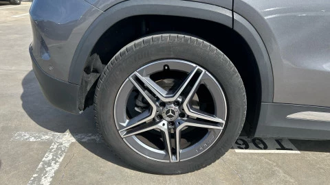 Mercedes-Benz GLA GLA 200 D