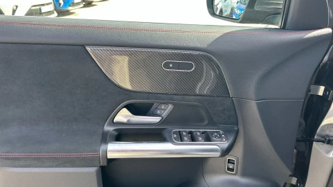 Mercedes-Benz GLA GLA 200 D