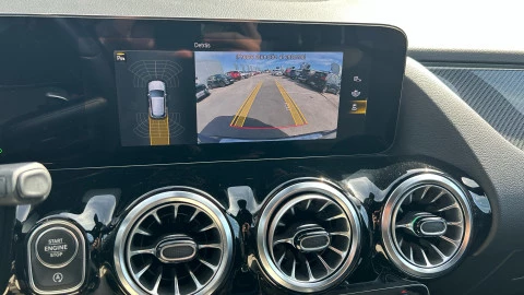 Mercedes-Benz GLA GLA 200 D