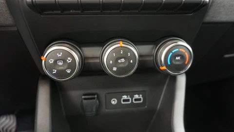 Renault Clio techno Eco-G 100cv (74kW)