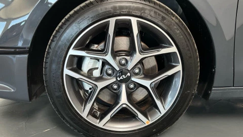 Kia Ceed 1.5 MHEV 103kW (140CV) Tech DCT