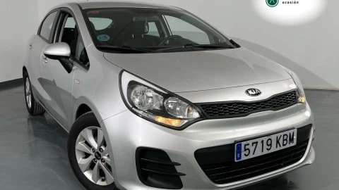 Kia Rio 1.2 CVVT 62kW (84CV) Concept