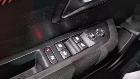 Peugeot 208 BlueHDi 73kW (100CV) Active Pack