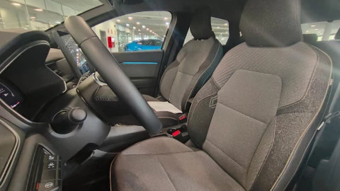 Renault Captur techno Eco-G 100cv (74 kW)