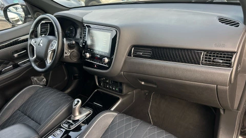 Mitsubishi Outlander 2.4 PHEV Kaiteki+ Auto 4WD