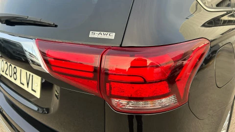 Mitsubishi Outlander 2.4 PHEV Kaiteki+ Auto 4WD