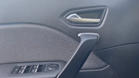 Renault Captur techno Eco-G 100cv (74 kW)