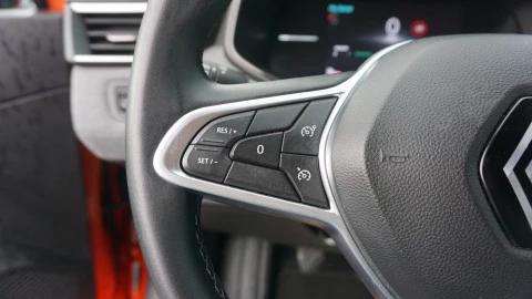 Renault Clio Techno TCe 90 (67kw)