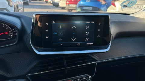 Peugeot 2008 Active Pack Puretech 100 S&S BVM6