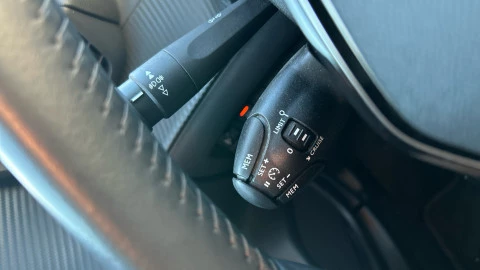 Peugeot 2008 Active Pack Puretech 100 S&S BVM6