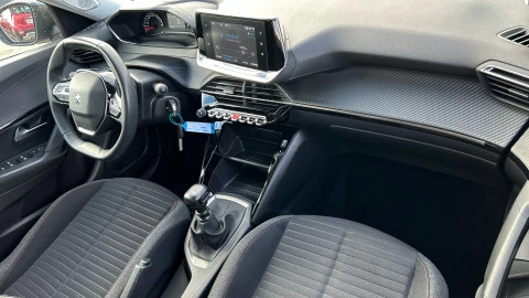 Peugeot 2008 Active Pack Puretech 100 S&S BVM6