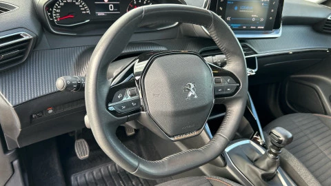 Peugeot 2008 Active Pack Puretech 100 S&S BVM6