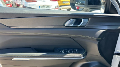 Lynk & Co 01 1.5 PHEV More