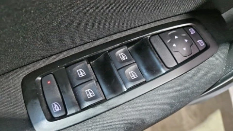 Renault Megane Intens Blue dCi 85 kW (115CV)