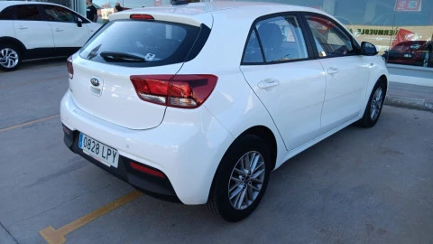 Kia Rio 1.2 DPi 62kW (84CV) Drive