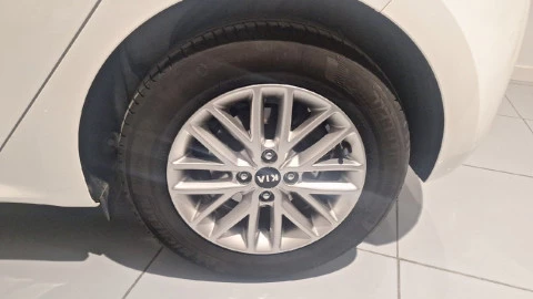 Kia Rio 1.2 DPi 62kW (84CV) Drive